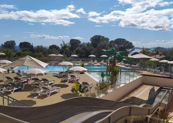 Avec Vue Splendide * Saint-Raphael (Var)